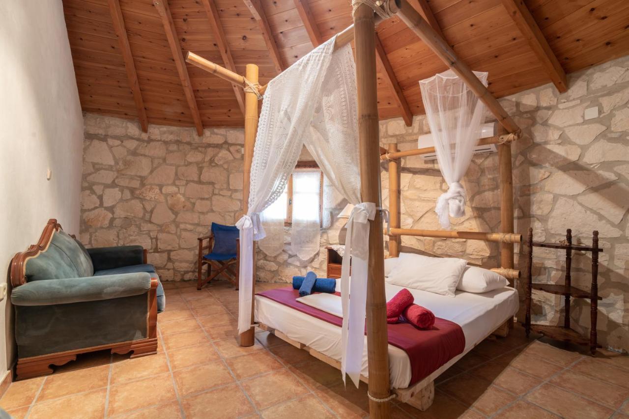 Gerakomylos Stone House Vasilikos  Bagian luar foto