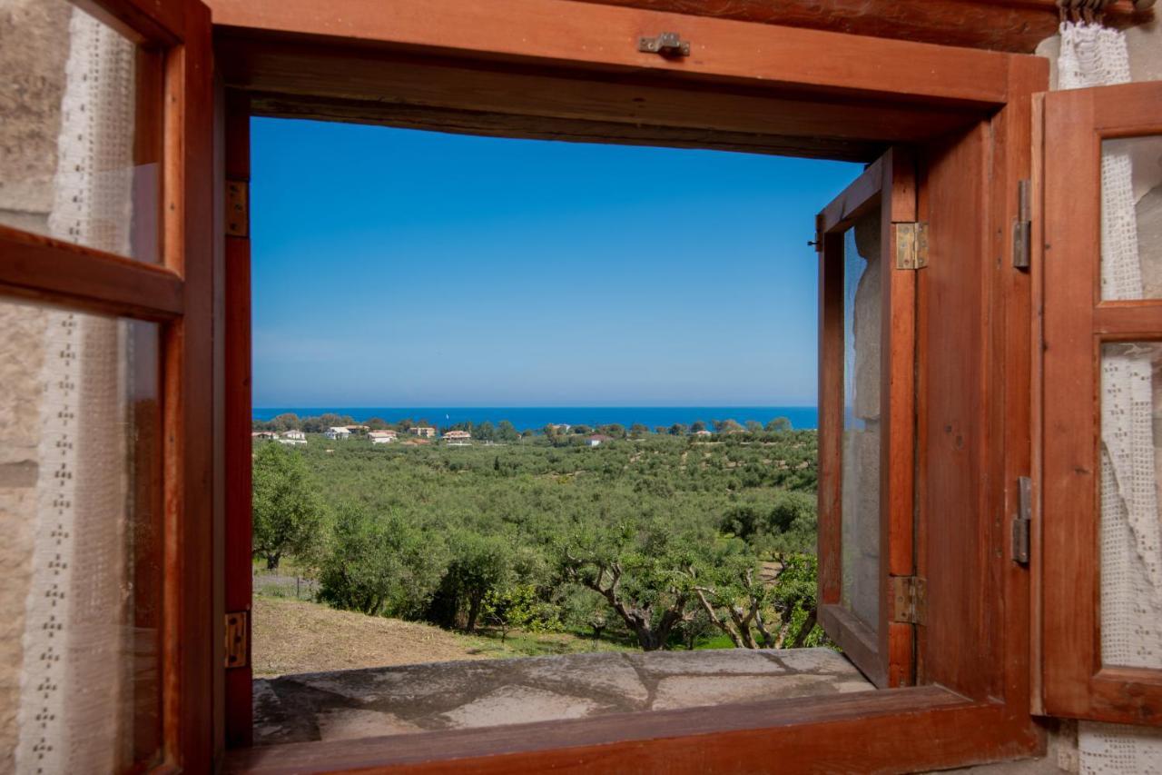 Gerakomylos Stone House Vasilikos  Bagian luar foto